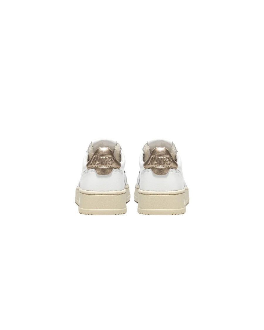 Autry Medalist Low Sneakers In White