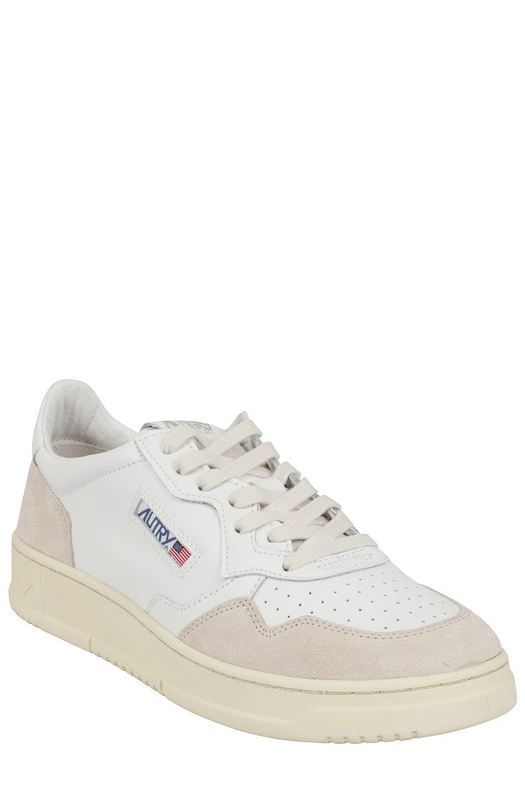 Autry Medalist Low-Top Sneaker