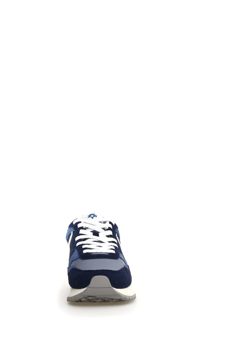 W6yz Avant-Garde Sneakers With High-Performance Design