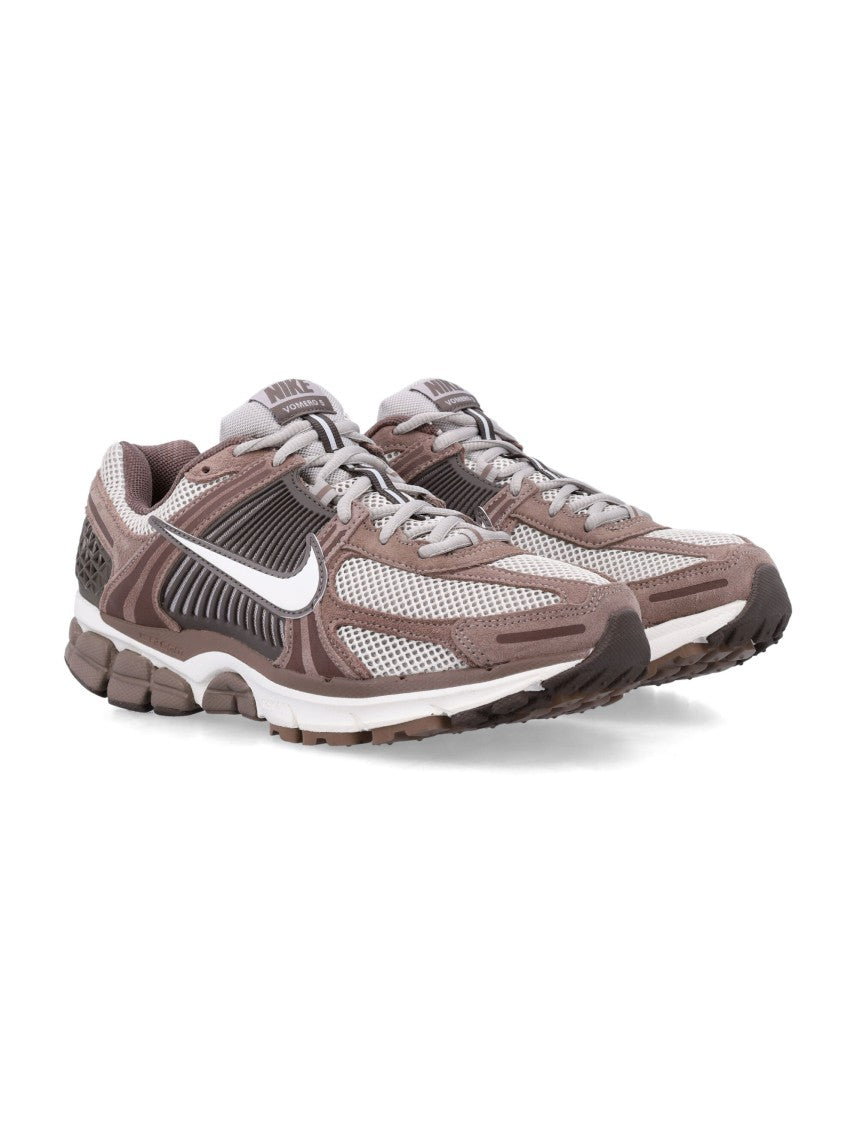 Nike Zoom Vomero 5 Sneakers