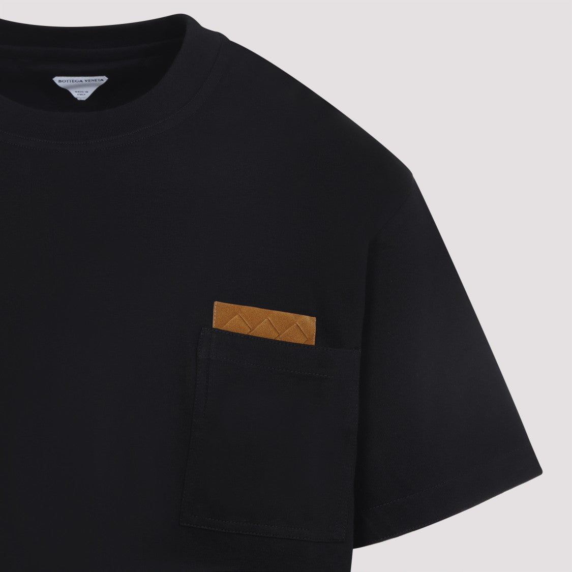 Bottega Veneta Black Cotton T-Shirt With Suede Intrecciato Patch Detail