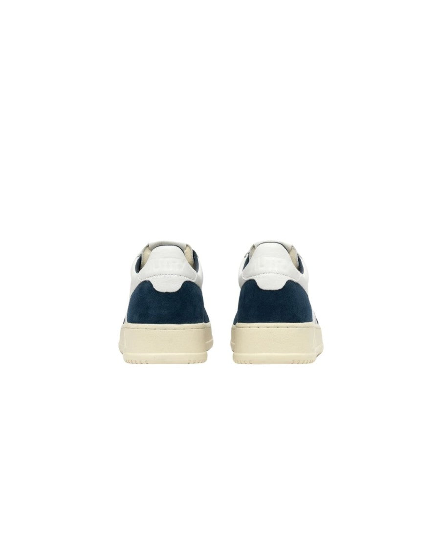 Autry Medalist Low Sneakers In White Leather