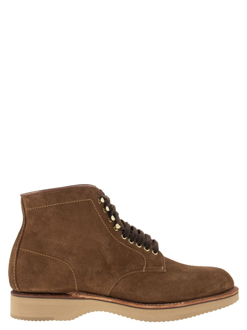 Alden M2804h Snuff Suede Boot With Contrast Stitching And Waxed Laces