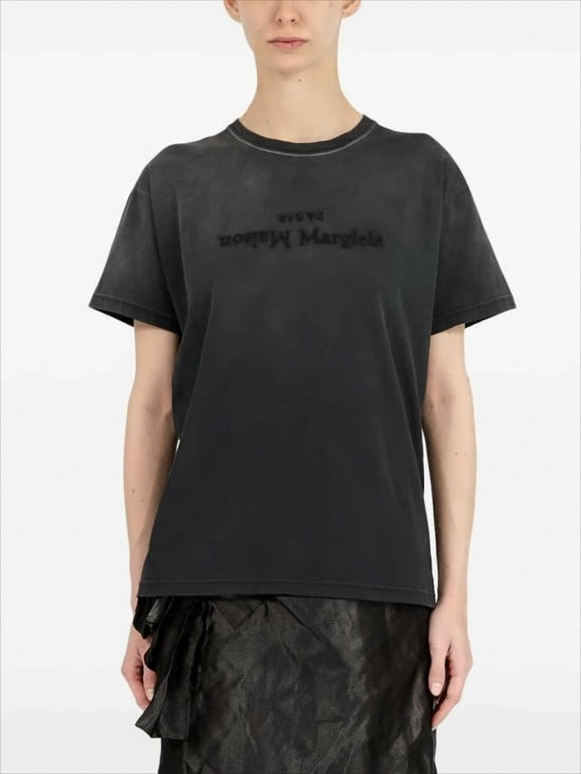 Maison Margiela Relaxed Fit Short-Sleeved T-Shirt With Inverted Logo Print