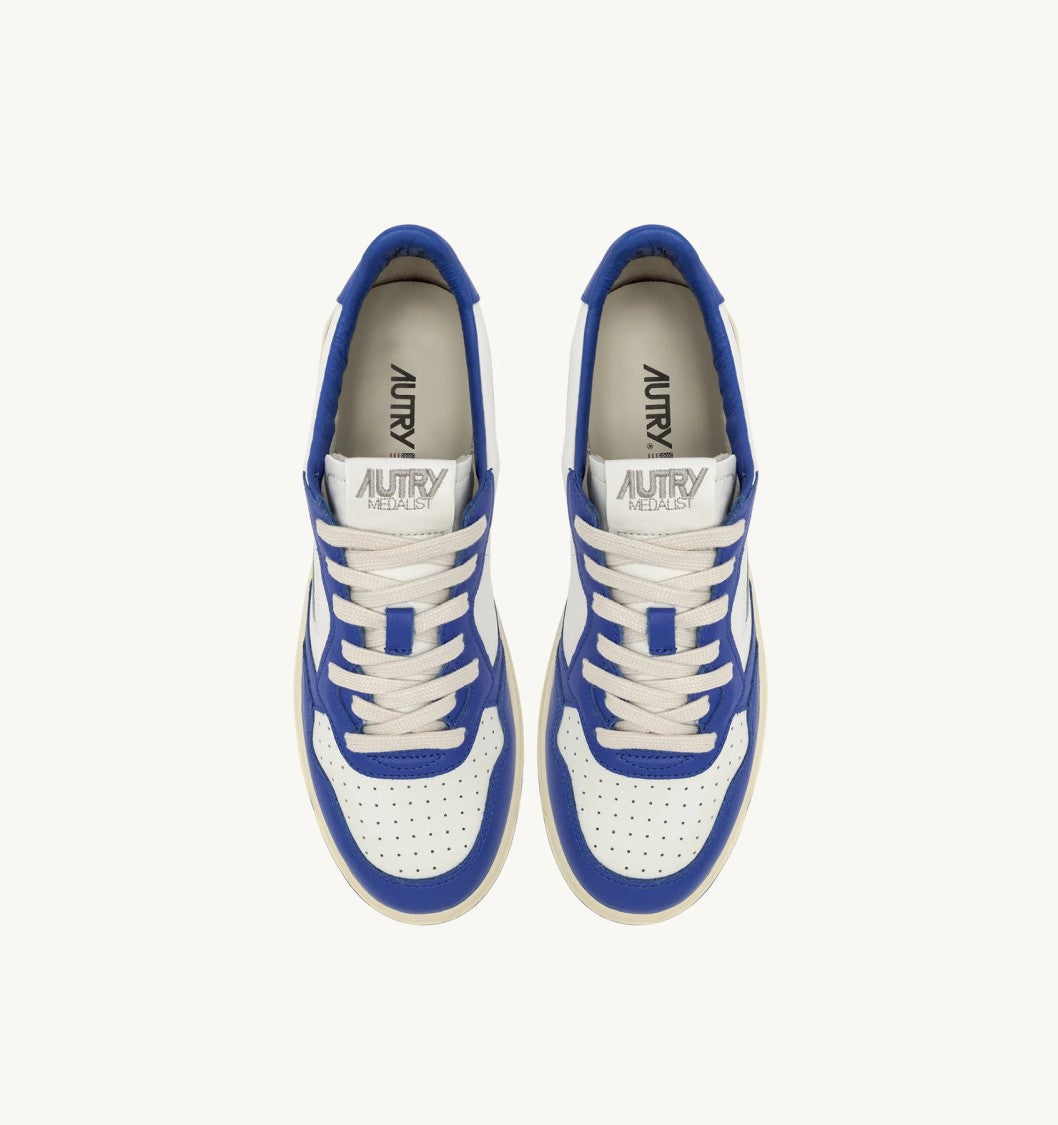 Autry Sneakers Medalist Low With Cushioned Collar And Micro-Perforations