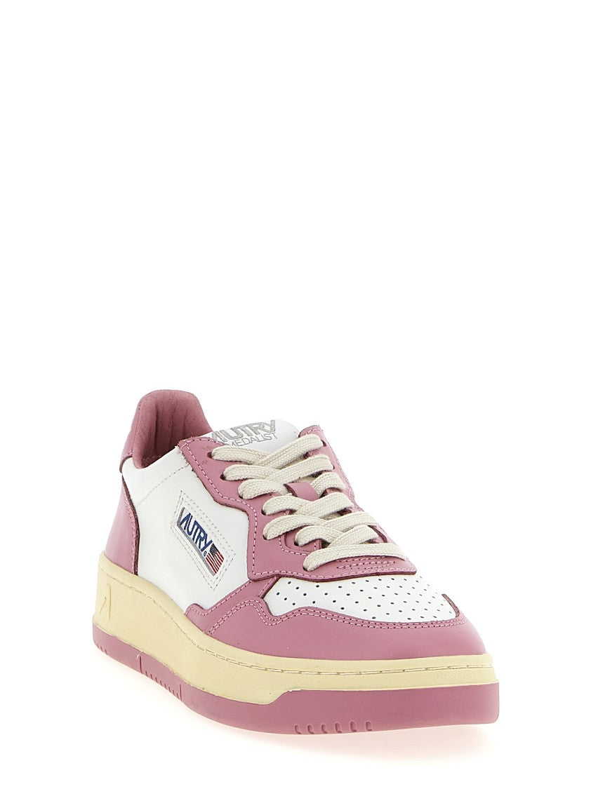 Autry 'Medalist Low' Sneakers