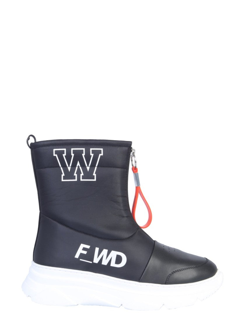 Forward Black Leather Boots