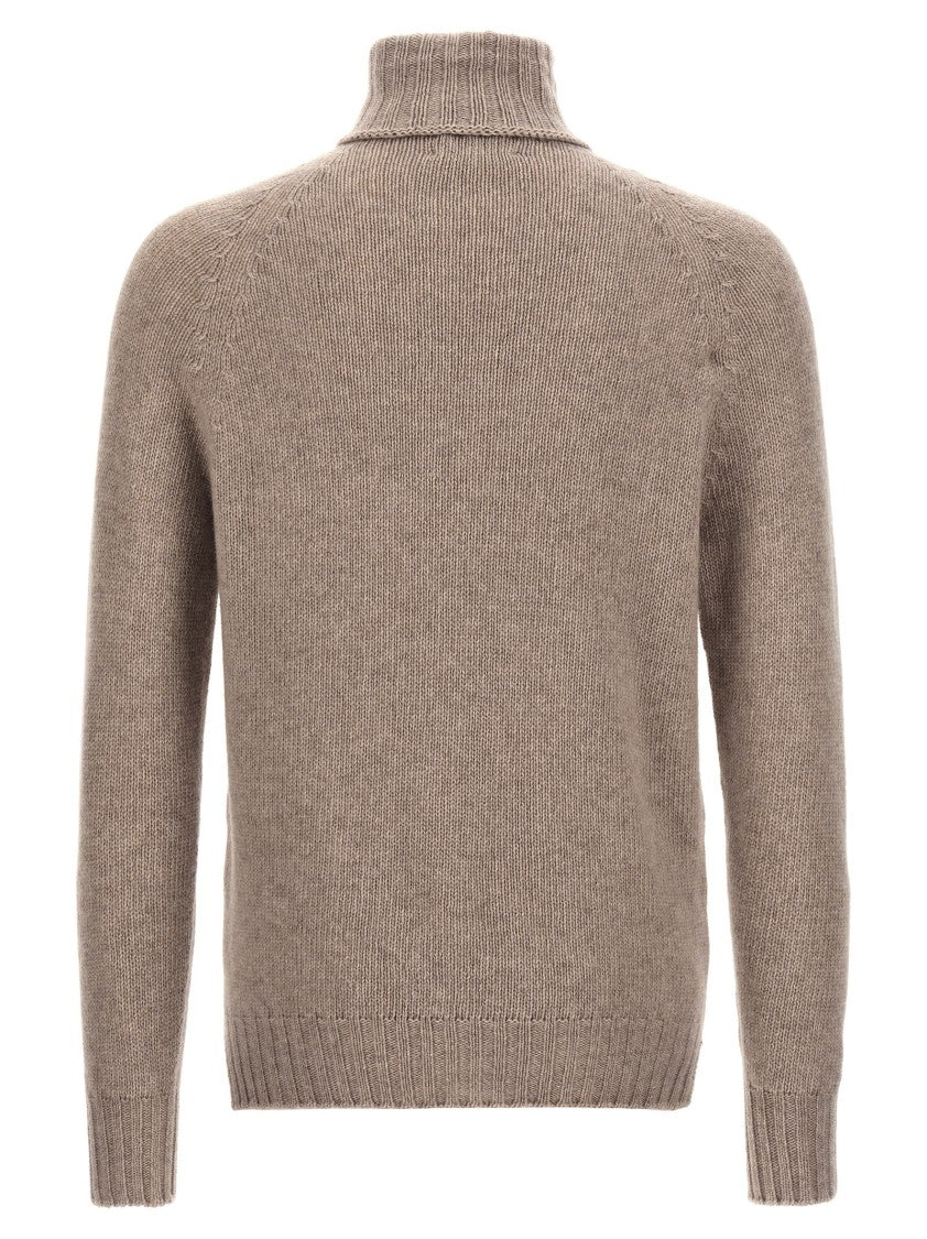 Ma'ry'ya Ribbed Cashmere Blend Turtleneck Sweater