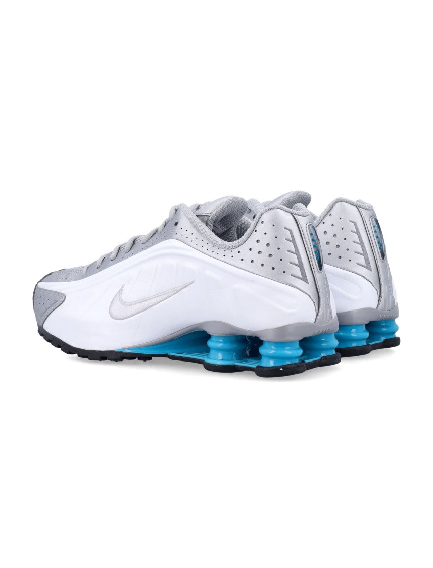 Nike Shox R4 Aerodynamic Athletic Sneakers