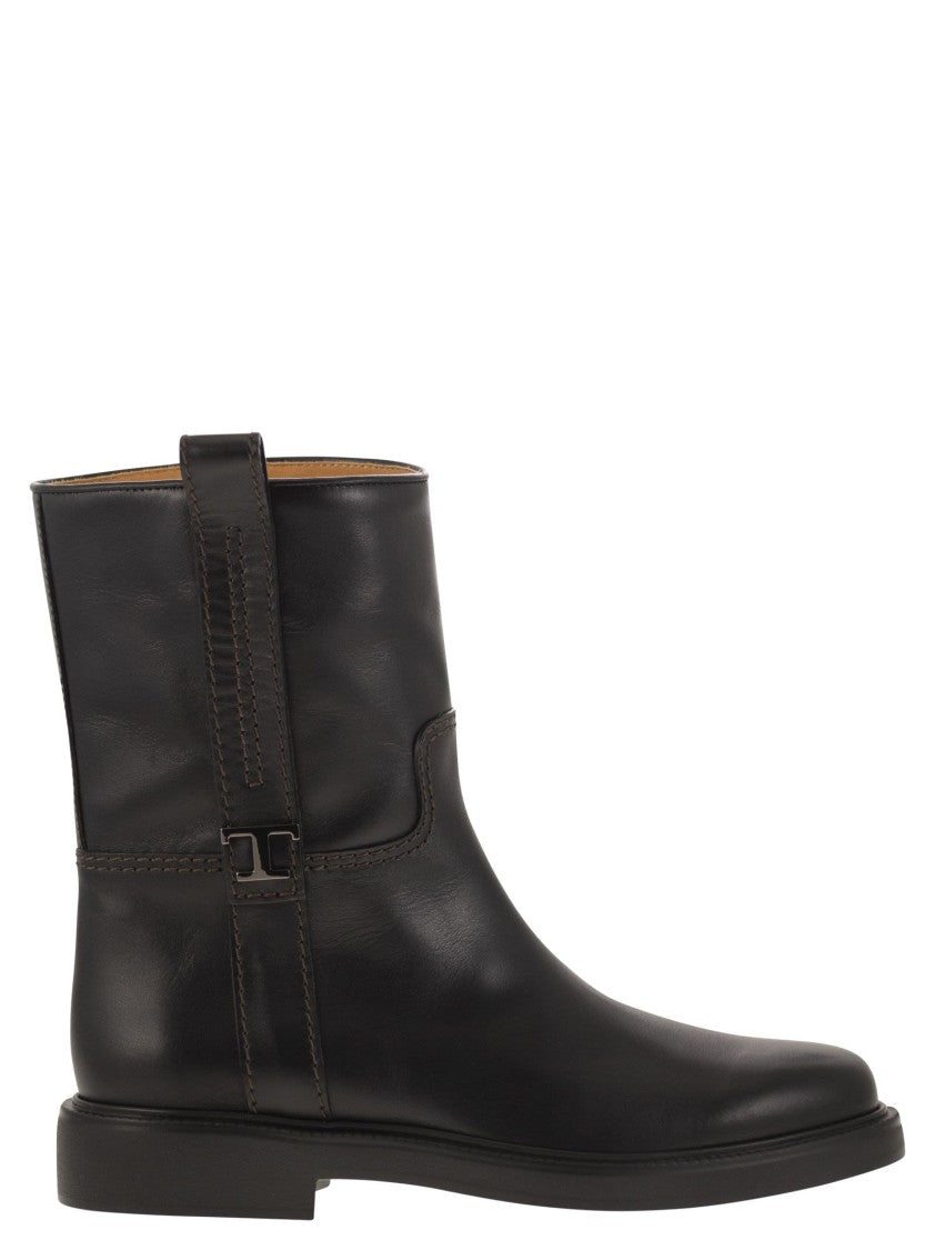 Tod's Calfskin Ankle Boot With T Accessory
