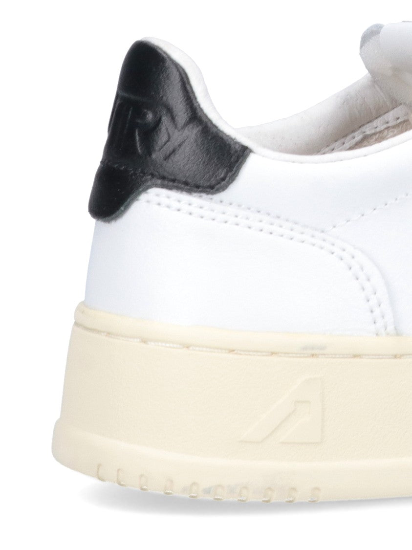 Autry Medalist Low Sneakers – White