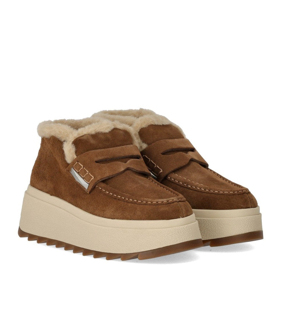Ash Magic Brown Sneaker