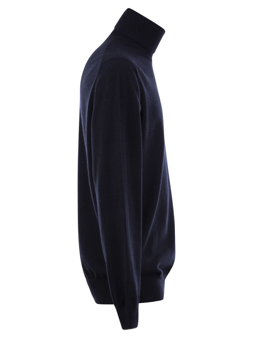 Brunello Cucinelli Refined Black Cashmere Turtleneck Sweater