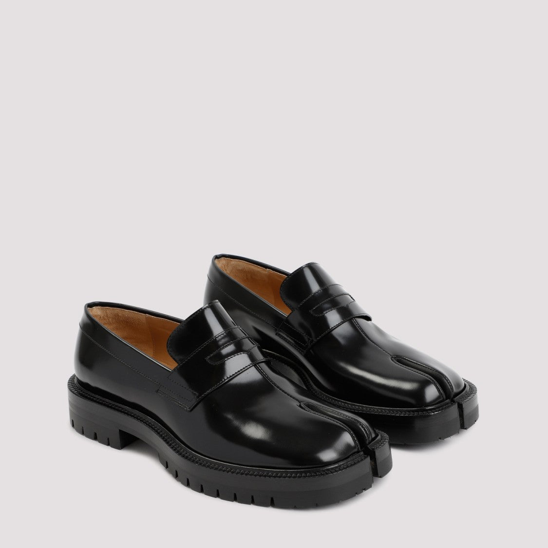 Maison Margiela Black Leather Tabi County Loafer