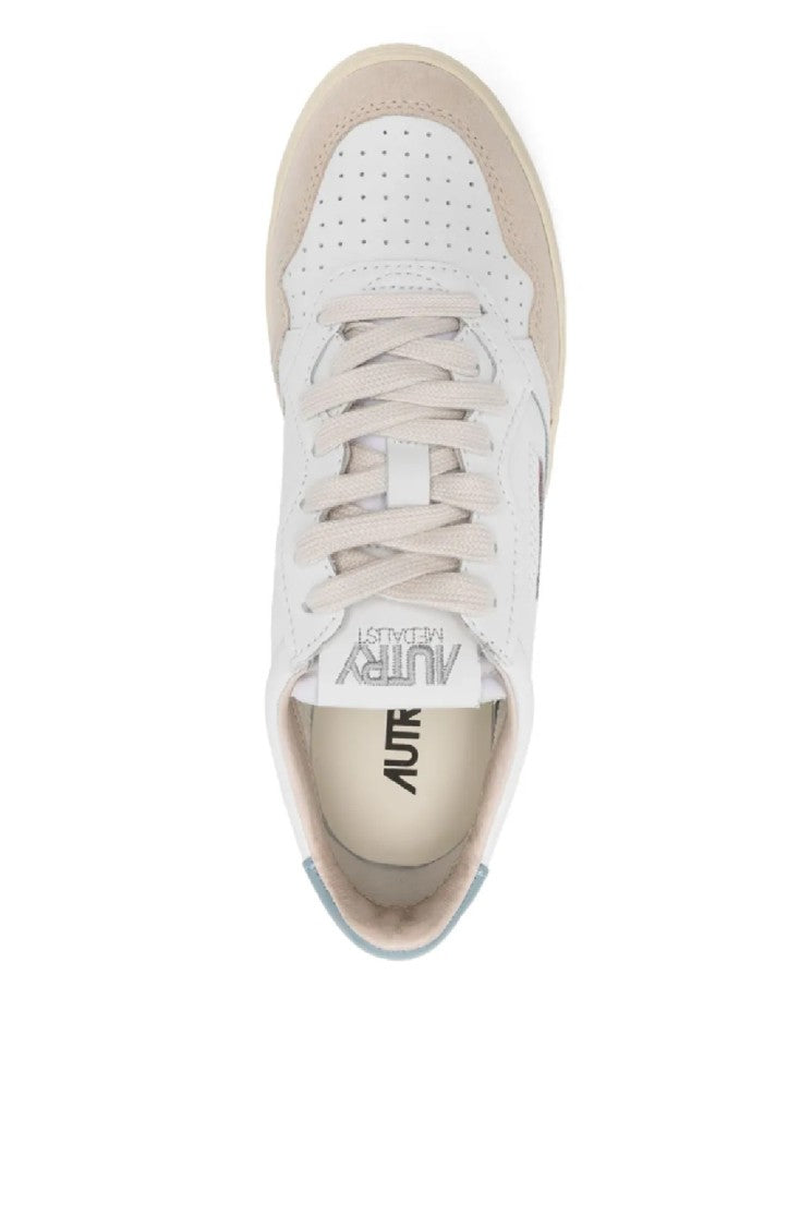 Autry Medalist Low-Top Sneakers With Perforated Toe