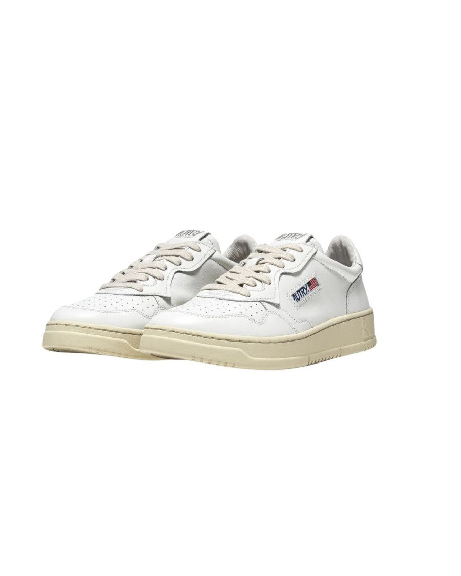 Autry Medalist Low Sneakers In White Leather