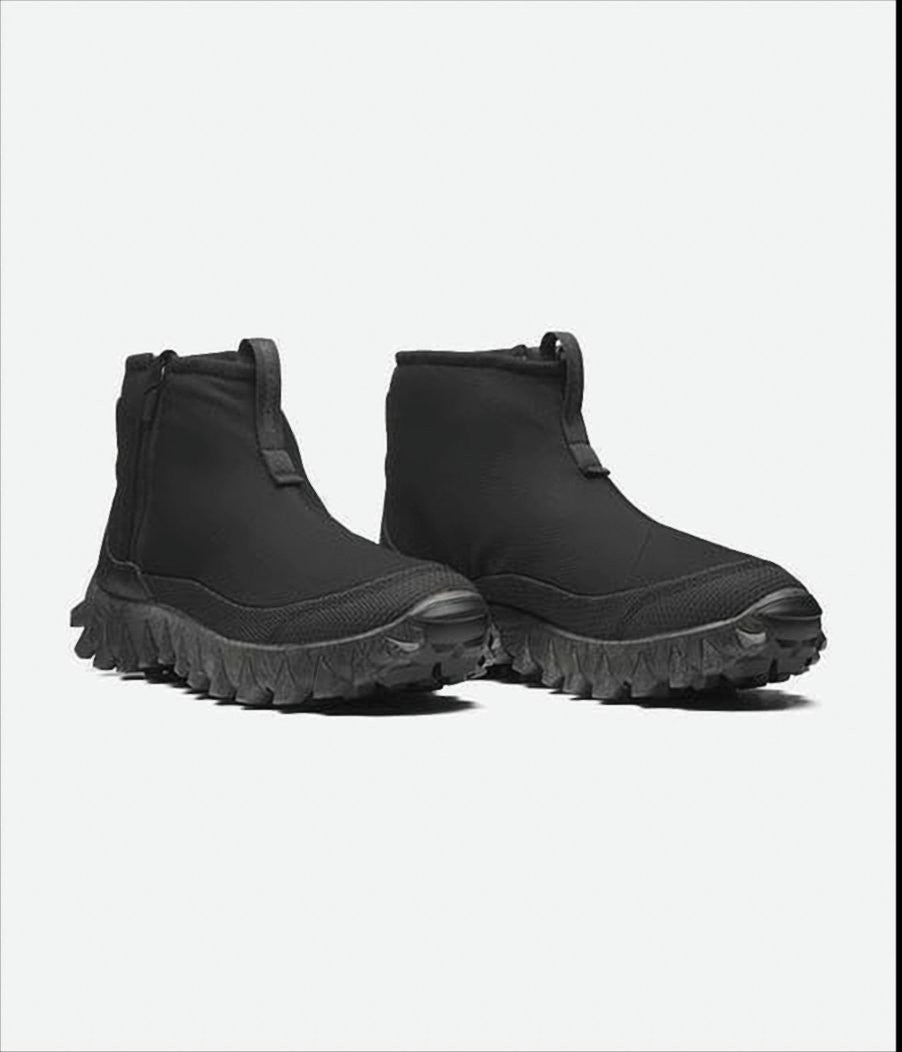 Salomon Ankle-High Black Wool-Lined Boots With Rugged Sole