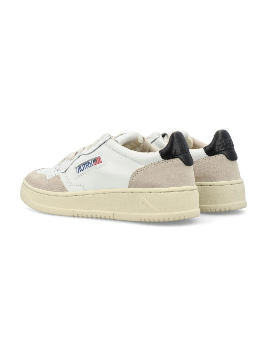 Autry Medalist Low-Top Sneakers