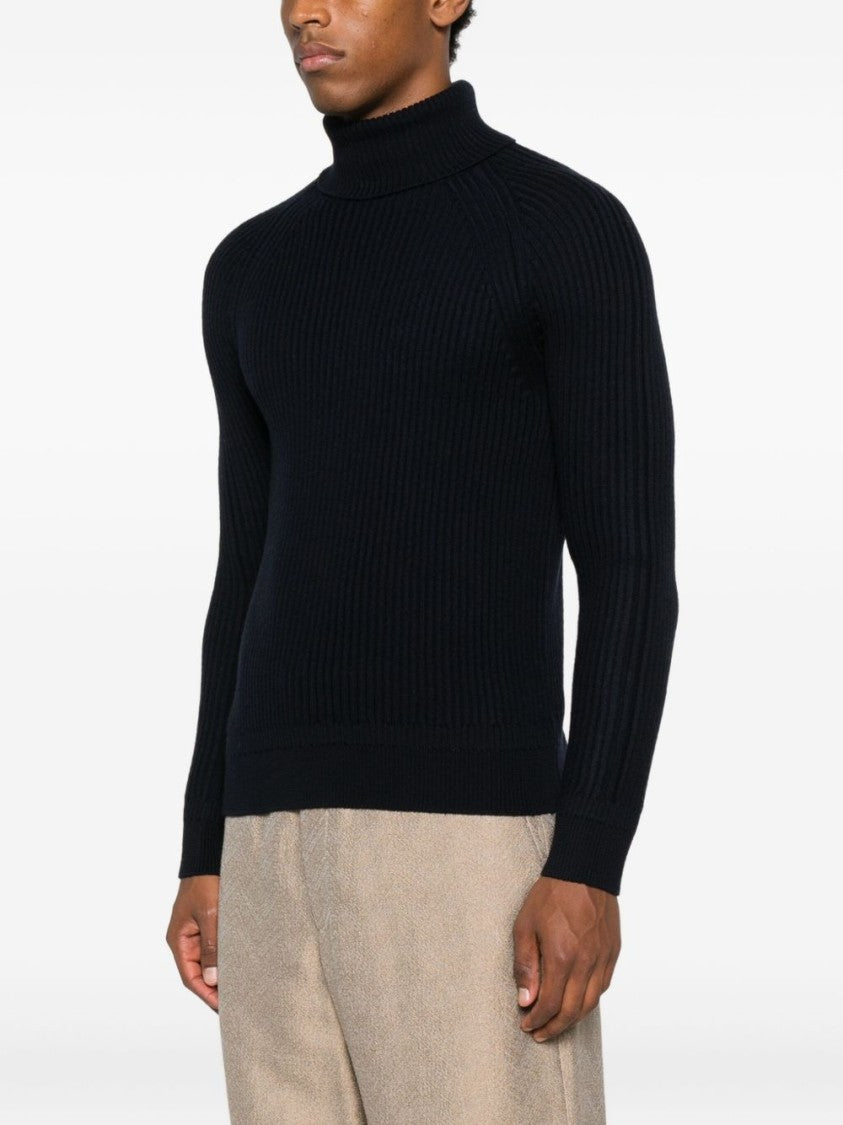 Zanone Classic Minimalist Sweater With Timeless Silhouette