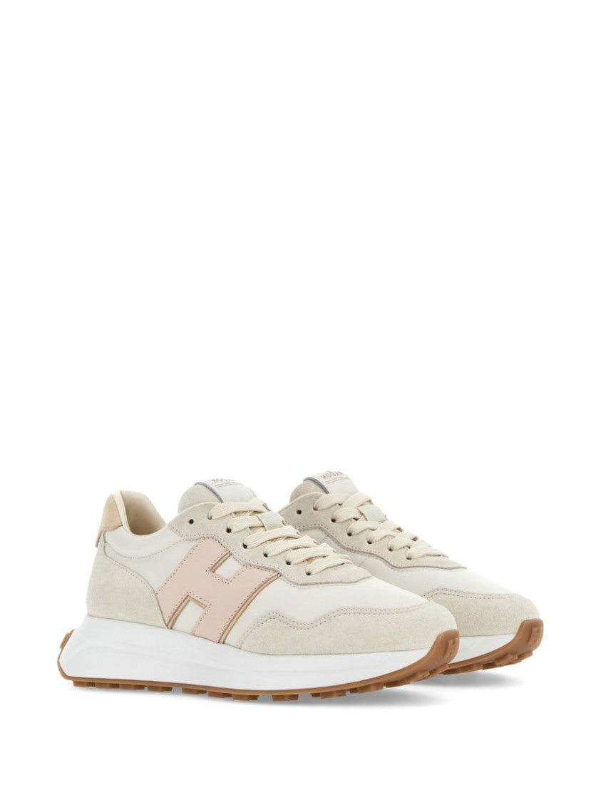 Hogan Modern White Sneakers With Textured Upper And Cushioned Sole