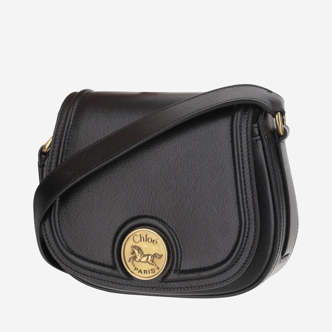 Chloé Grained Leather Shoulder Bag With Prominent Logo