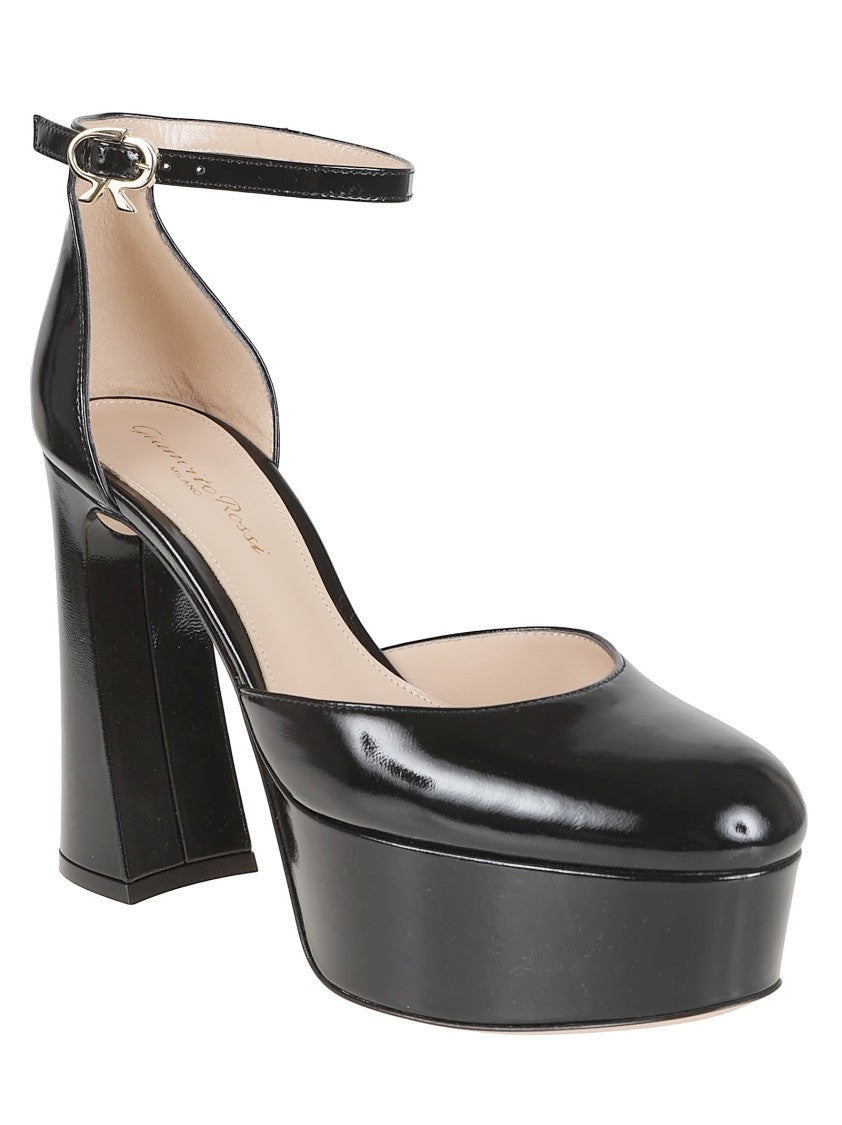 Gianvito Rossi D'orsay Leather Pump
