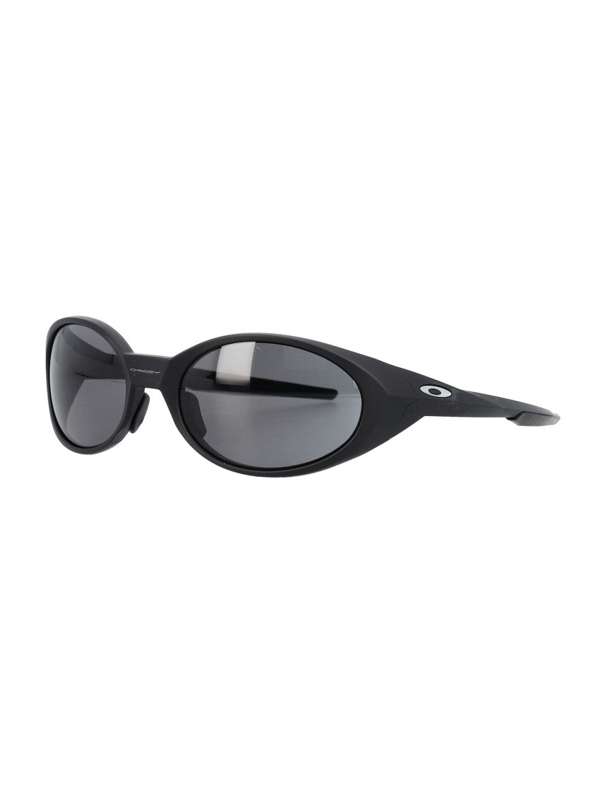 Oakley Eye Jacket Redux Sunglasses With Innovative Lightweight Frame