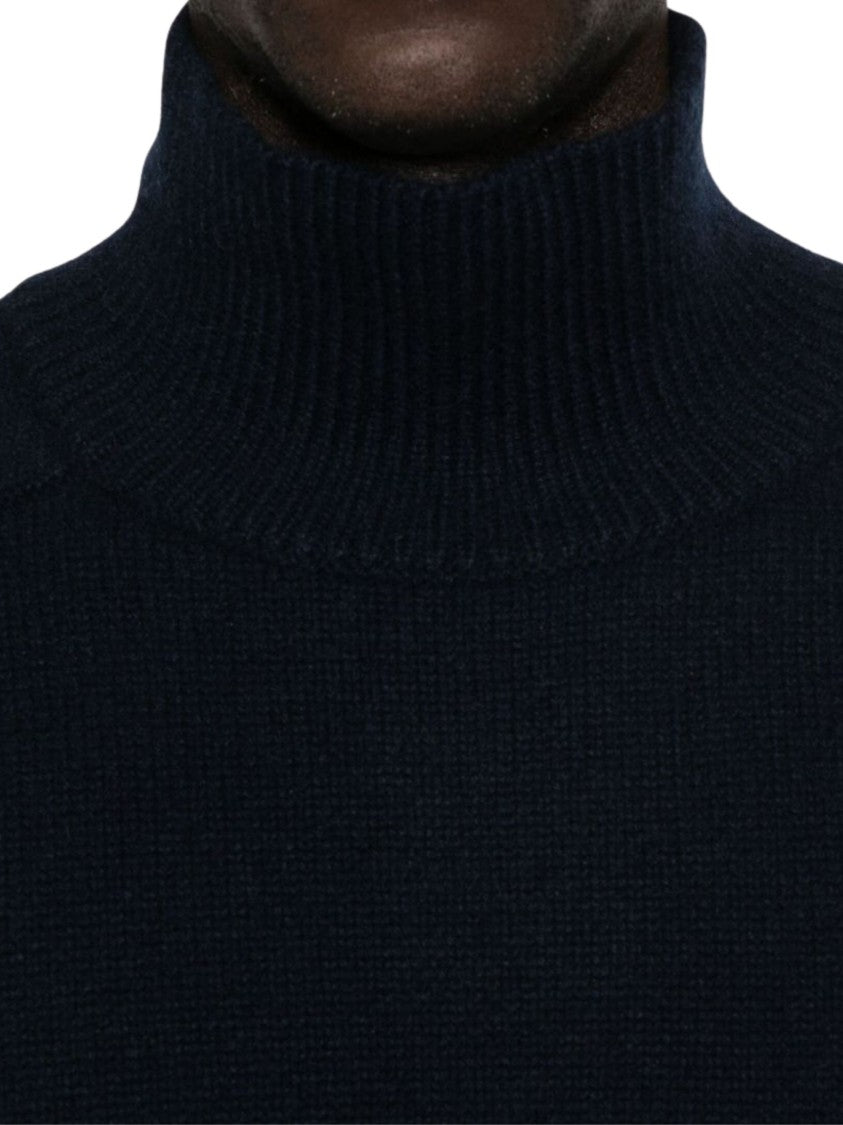 Soft Goat Wool Turtle Neck Sweather