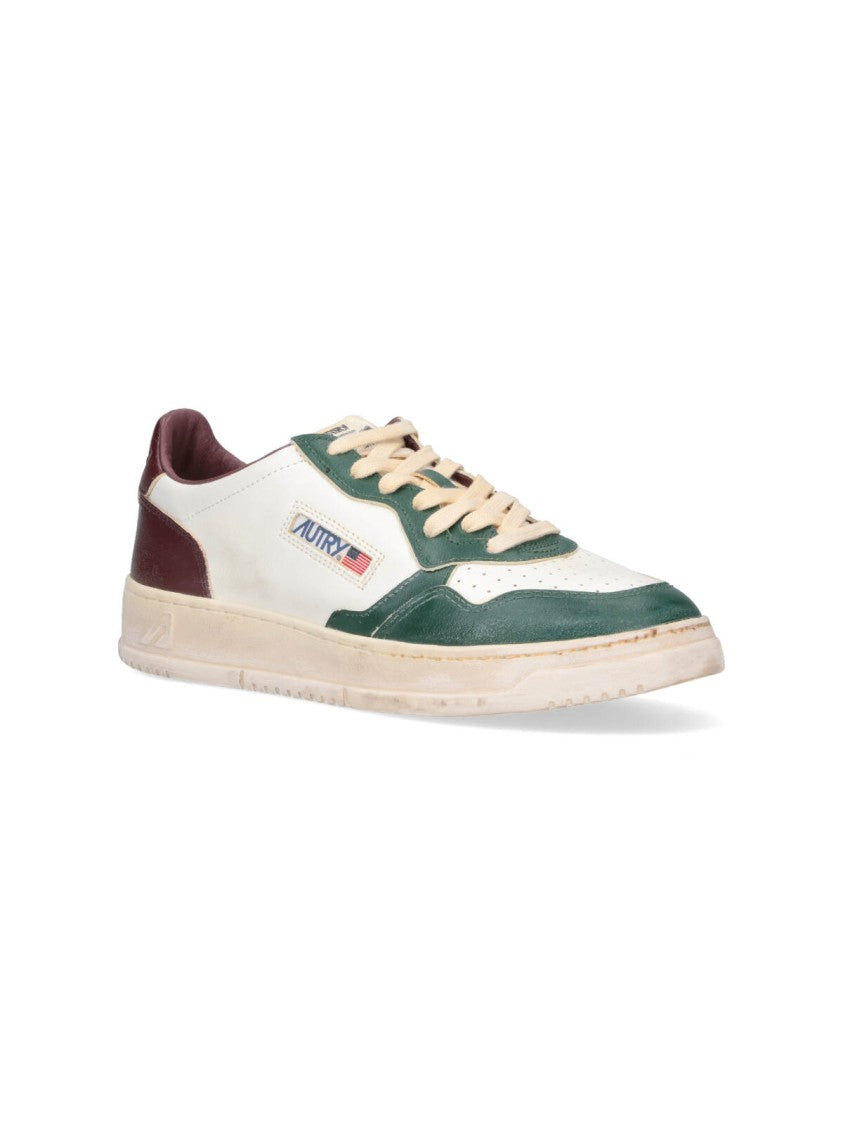 Autry "Medalist" Low-Top Sneakers White