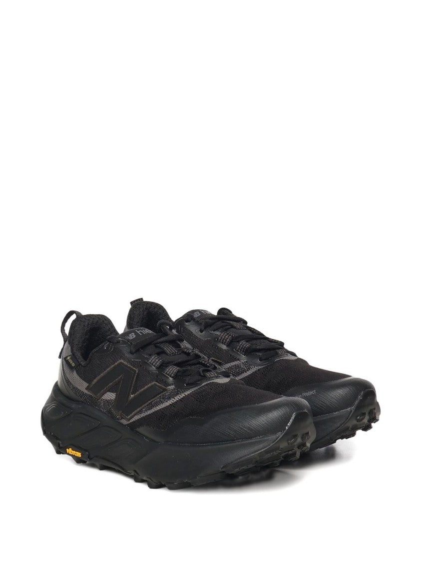 New Balance "Hierro" Sneaker