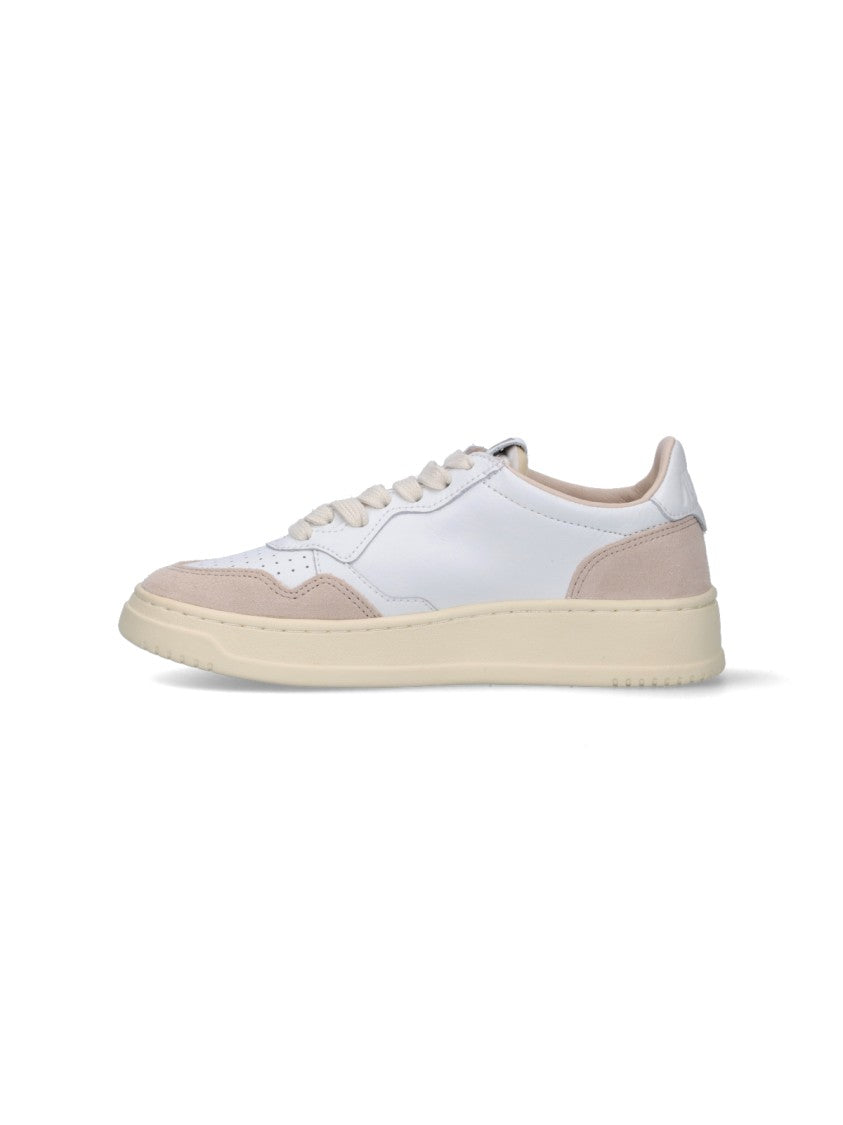 Autry "Medalist" Low Sneakers – White