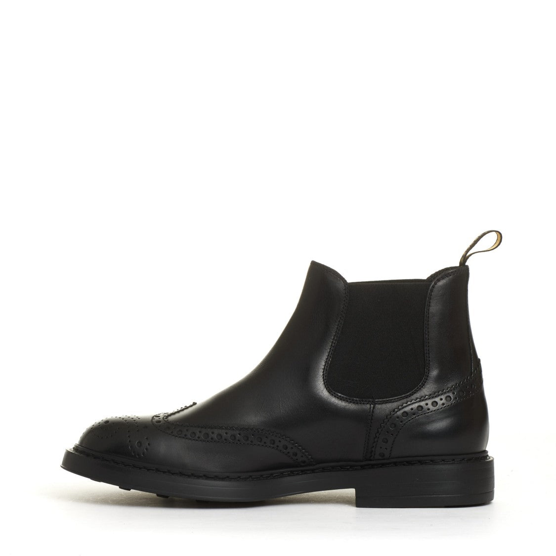 Doucal's Beatles Black Leather Punctures Extralight Bottom