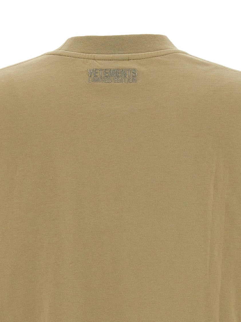 Vetements 'Oval Logo' T-Shirt