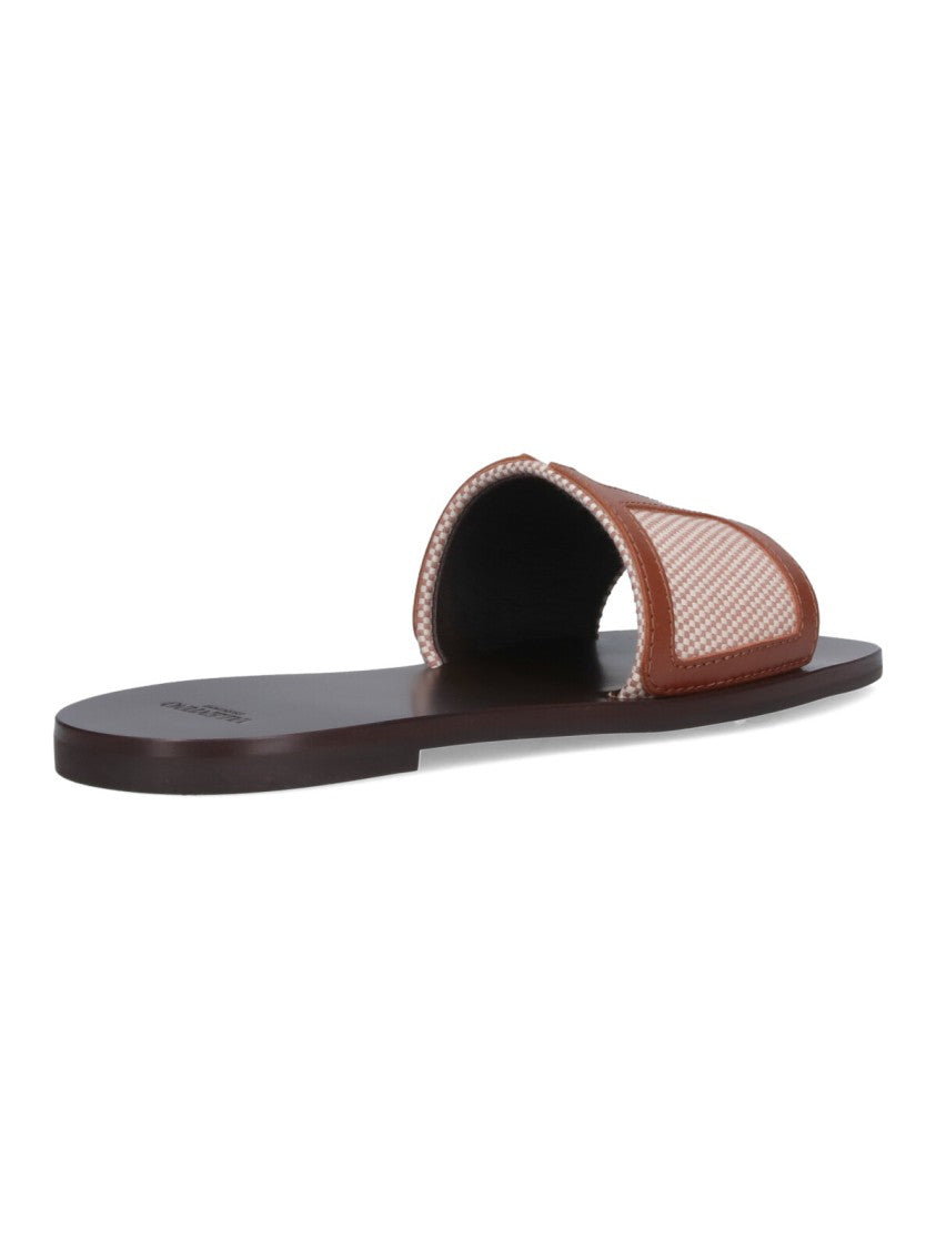 Valentino Garavani Superstar' Slide Sandals – Black/Beige