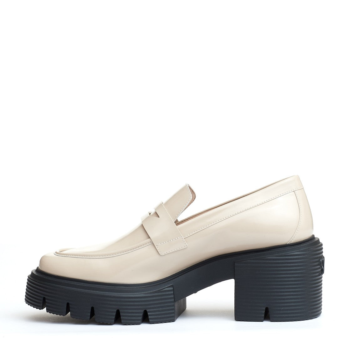Stuart Weitzman Beige Leather Moccasin Rubber Sole