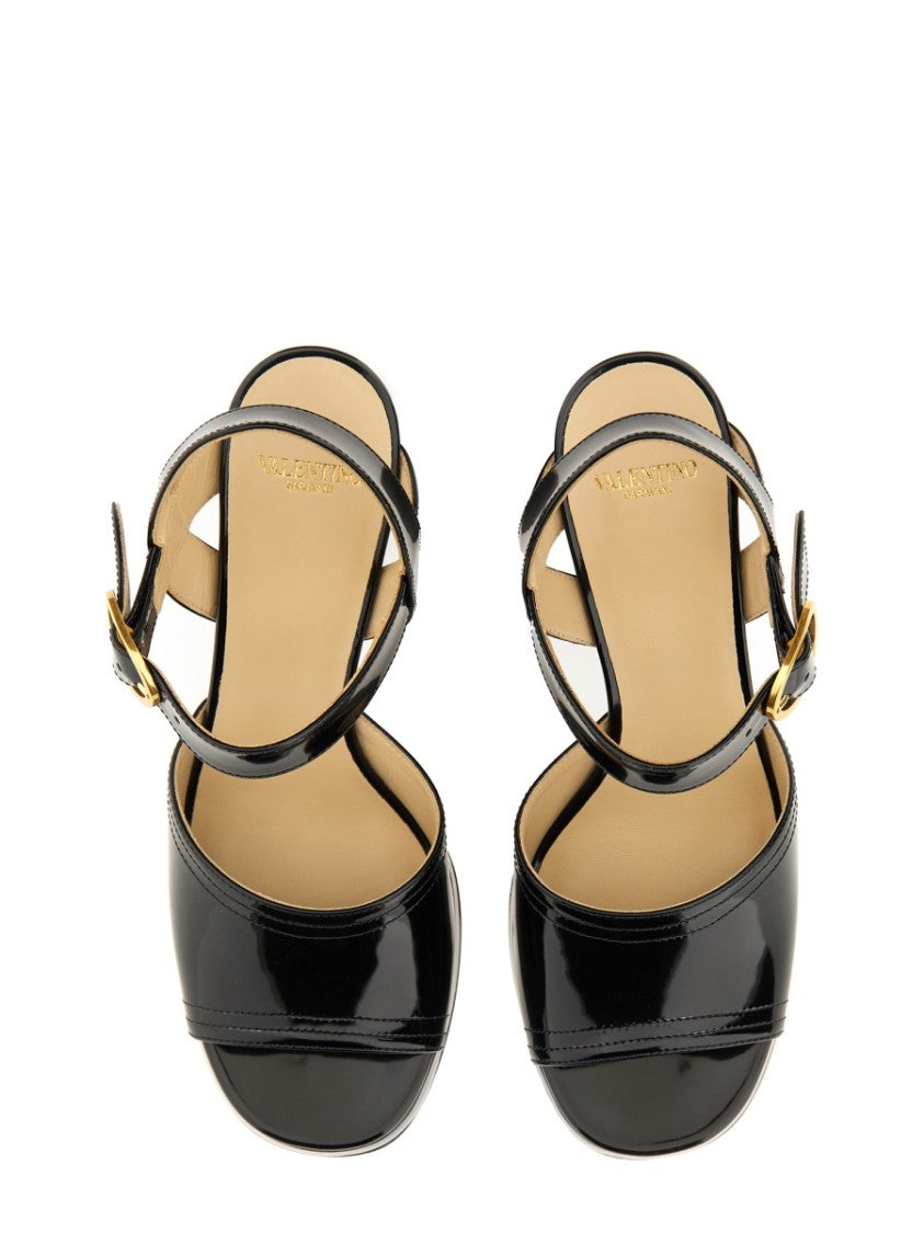 Valentino Garavani "Vlogo Signature" Décolleté