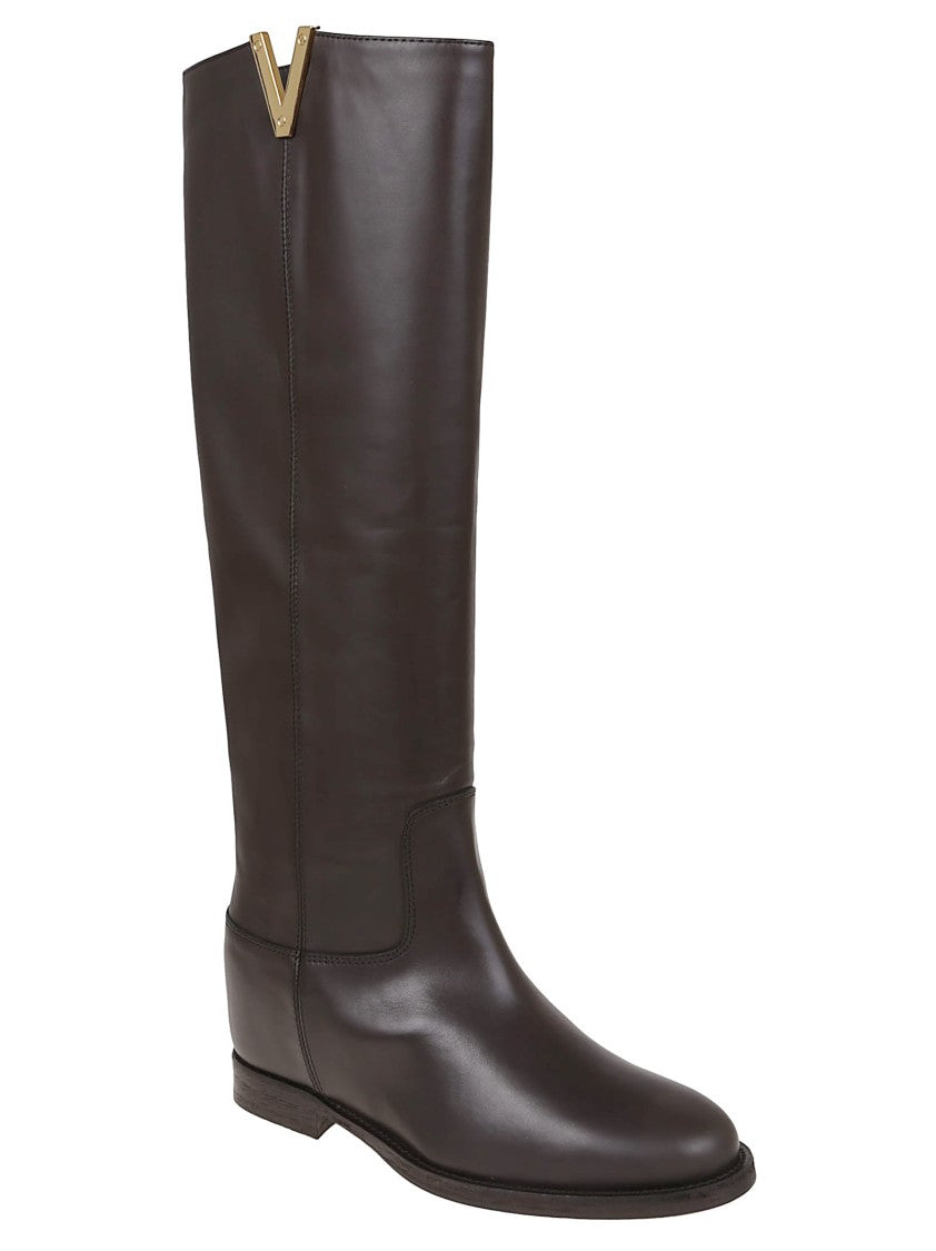 Via Roma 15 V-Neck Accessory Boot With Split