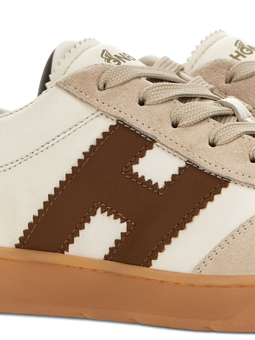 Hogan Beige Sneakers With Lace-Up Fastening