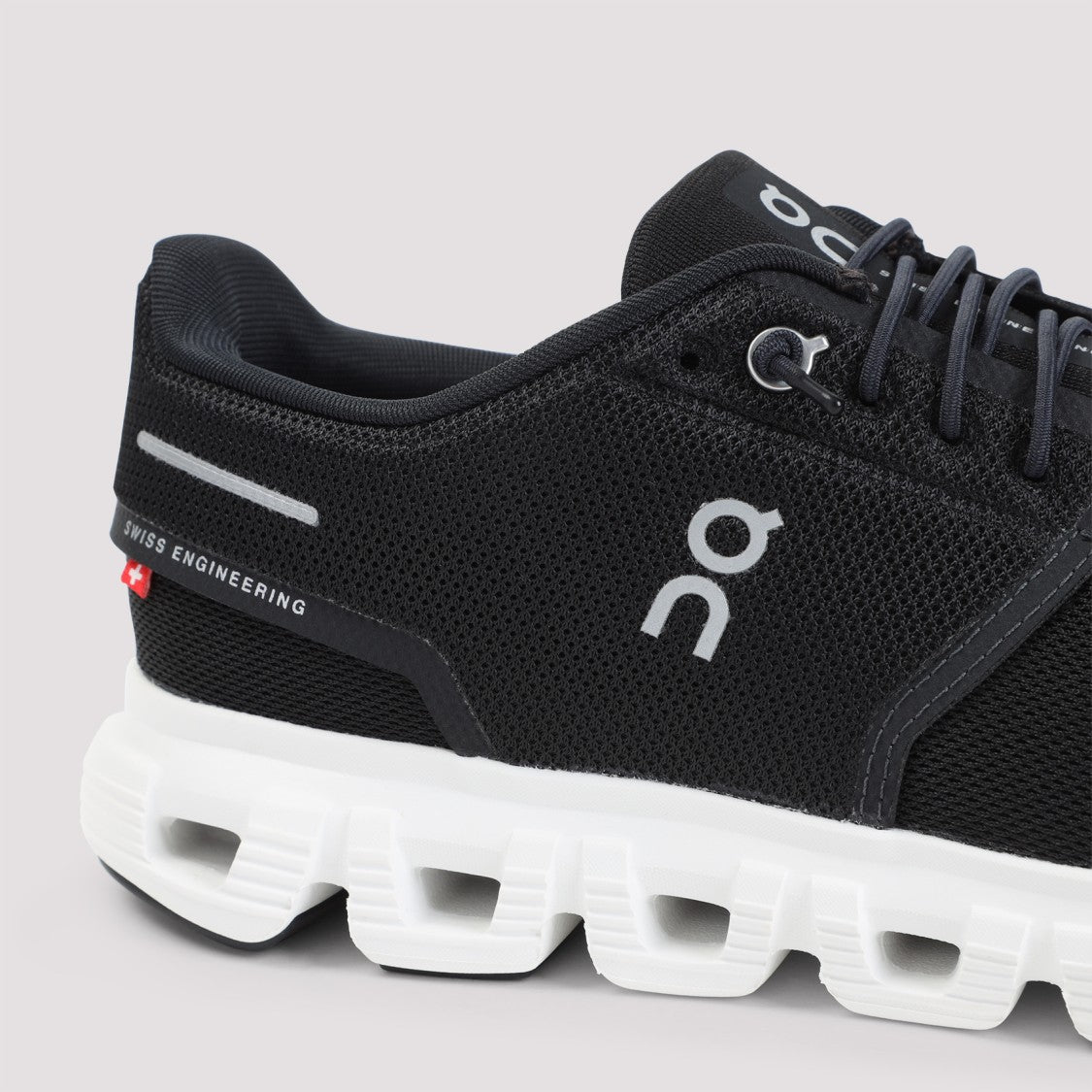 On Cloud 6 Sneakers