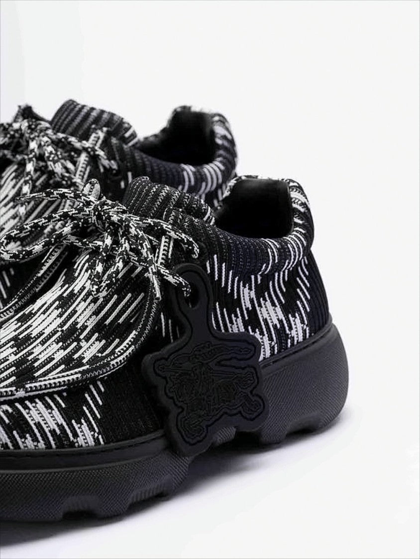 Burberry Textured Black And White Patterned Sneakers