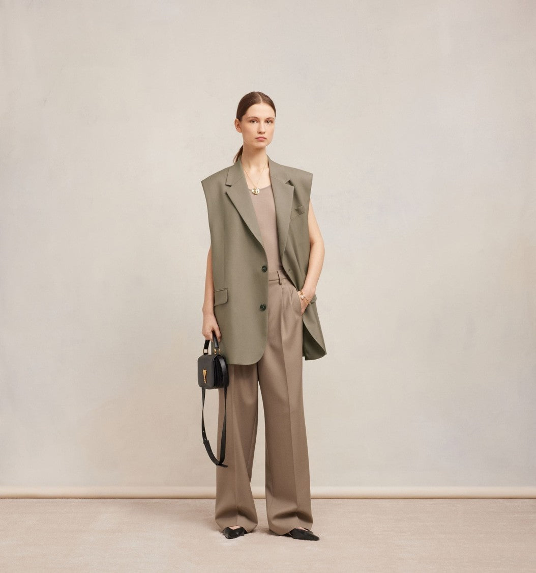Ami Sleeveless Tailored Blazer With Notch Lapel