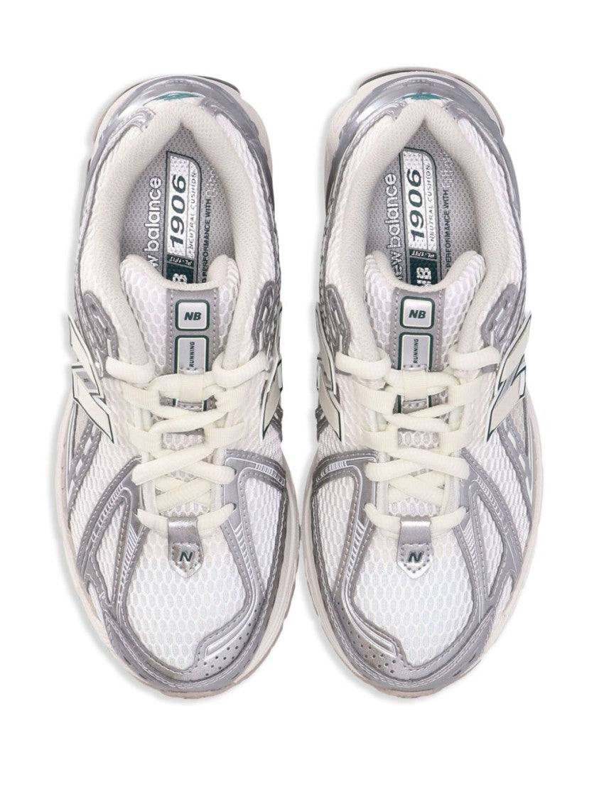 New Balance Dynamic Mesh Sneakers With Silver Accents