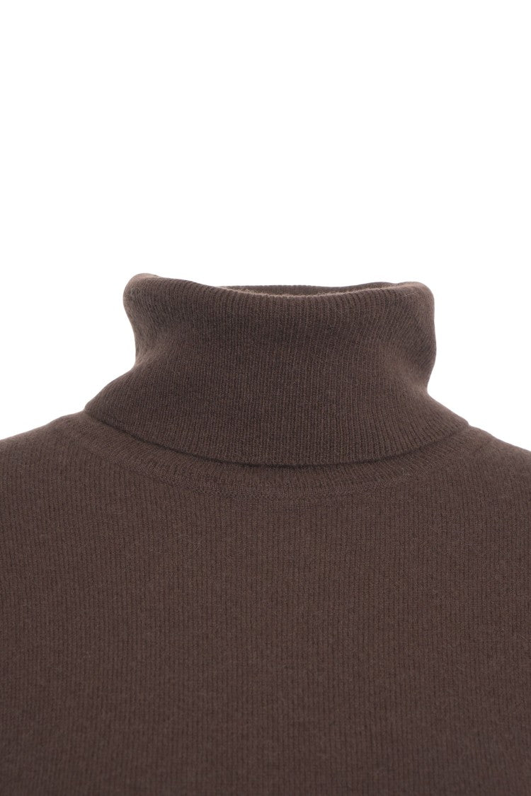 Crush Cashmere Turtleneck Sweater With Ribbed Details
