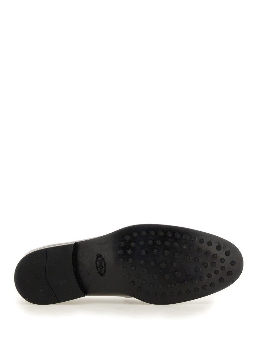 Tod's Smooth Leather Moccasin Loafers With Subtle Stitching