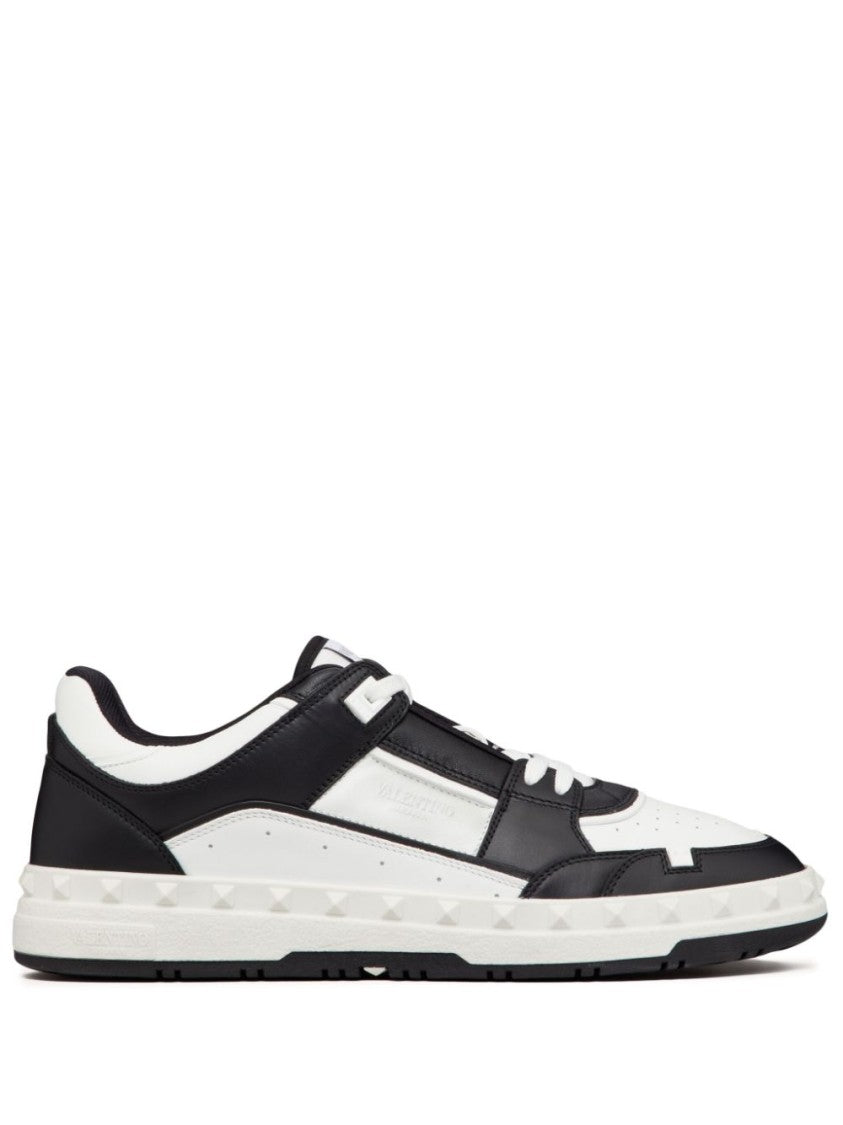 Valentino Garavani Freedots Sneakers