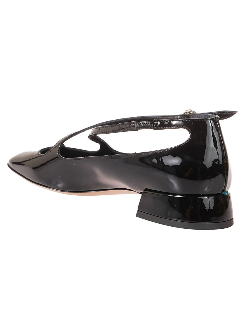 A. Bocca Pointed Toe Shoes With Cut-Out Detail