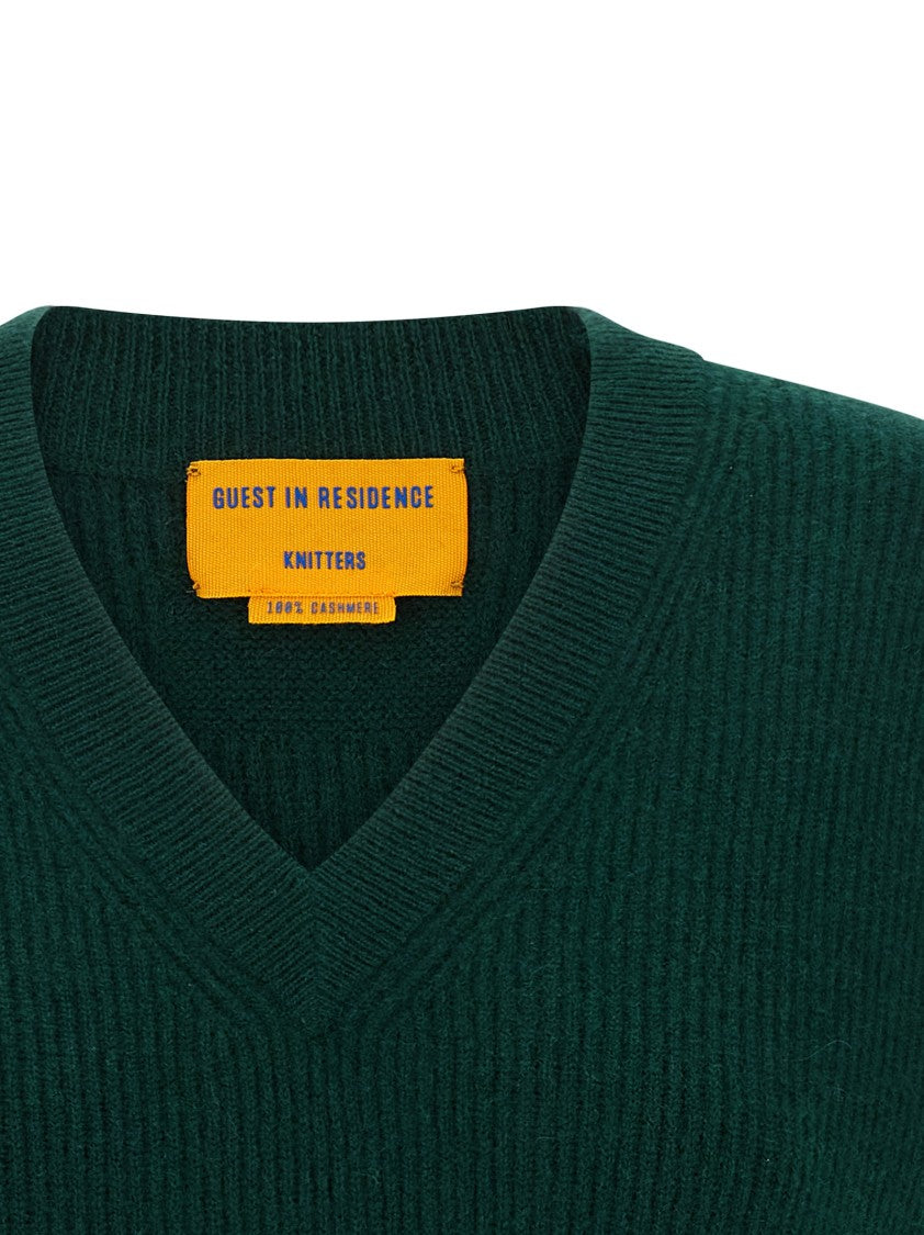 Guest In Residence Medium-Weight Ribbed Cashmere Vest With V-Neck Design