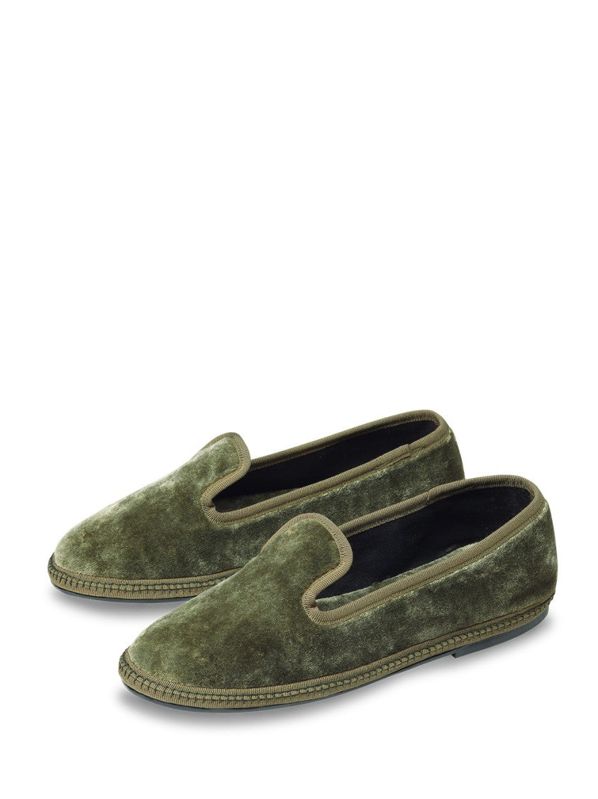 Sentier Velvety Green Low-Profile Slippers With Handcrafted Detailing