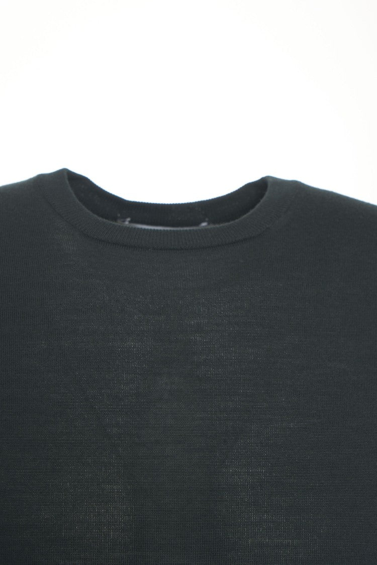 Gender Slim Fit Round Neck Sweater With Ribbed Cuffs