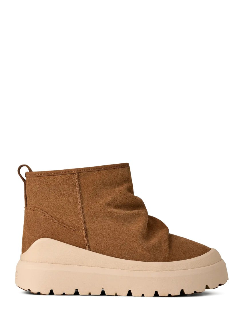 Ugg Mid-Height Ruched Leather Boots With Sole
